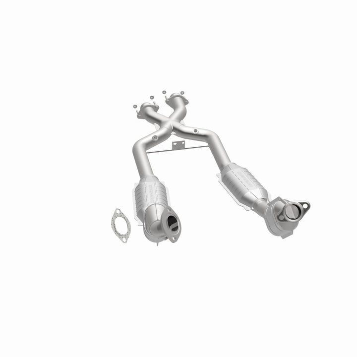 MagnaFlow Direct Fit Catalytic Converter 96-98 Ford Mustang 4.6L