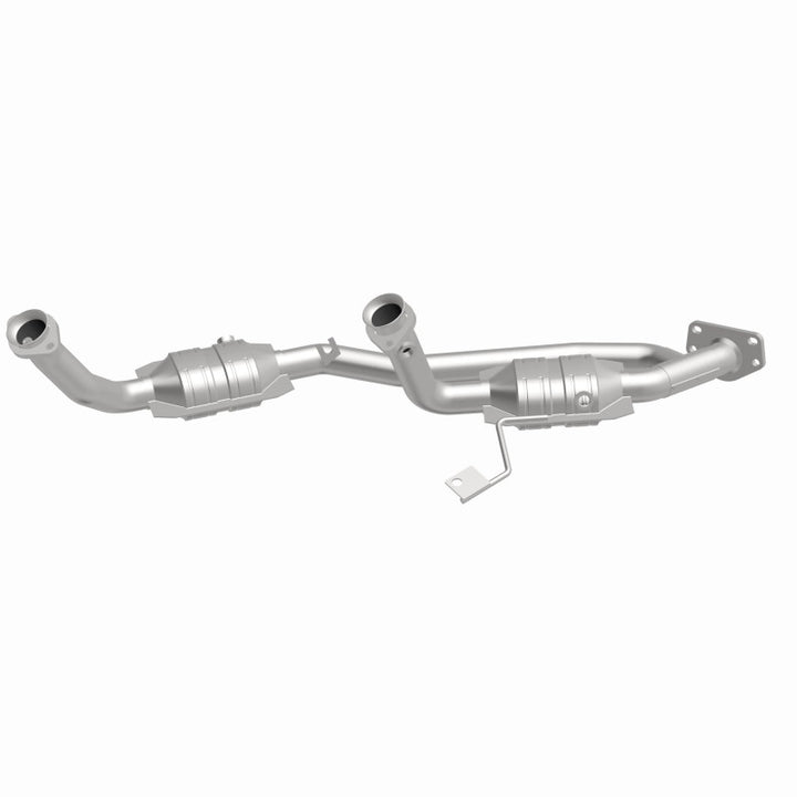 MagnaFlow Direct Fit Catalytic Converter 04 Ford Freestar 3.9L