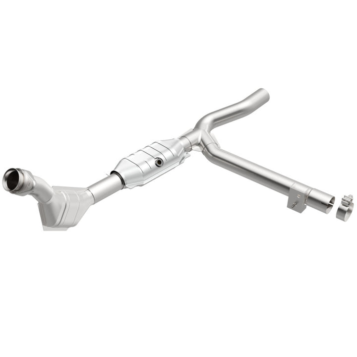 MagnaFlow Direct Fit Catalytic Converter 99-00 Ford F-150 4.2L 50S