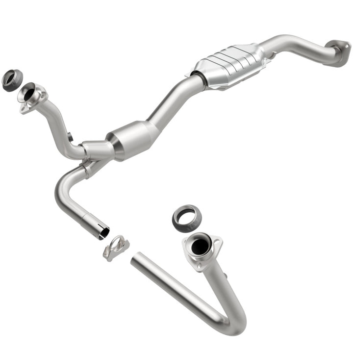 MagnaFlow Direct Fit Catalytic Converter 01-05 Chevy Blazer 4.3L 4WD