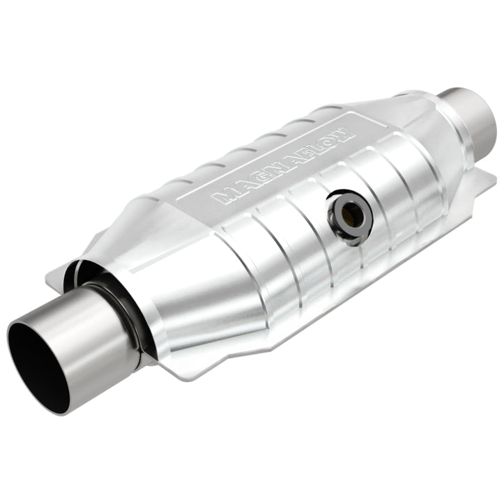 MagnaFlow Universal Catalytic Converter 2.50 Mid O2 Rear