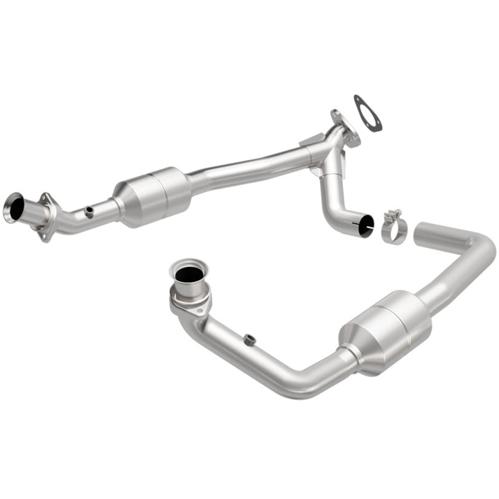 MagnaFlow Direct Fit Catalytic Converter 00-03 Ford E150 5.4L
