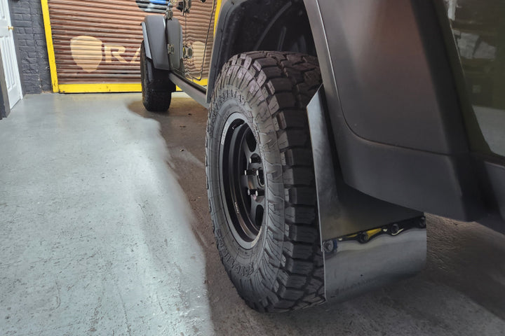 Rally Armor 19-25 Jeep JT Gladiator (Mojave/Rubicon) Black Mud Flap w/Grey Logo