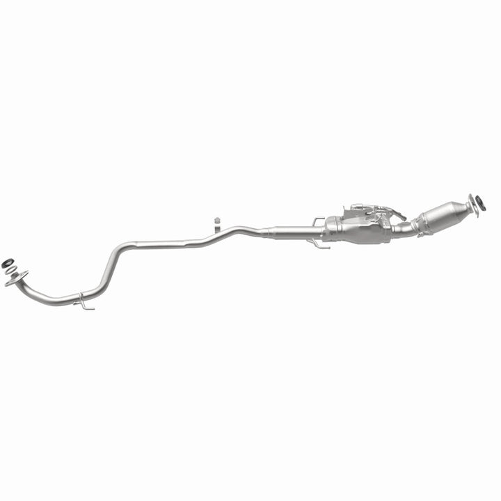 MagnaFlow Direct Fit Catalytic Converter 12-13 Toyota Prius C Base Underbody 1.5L