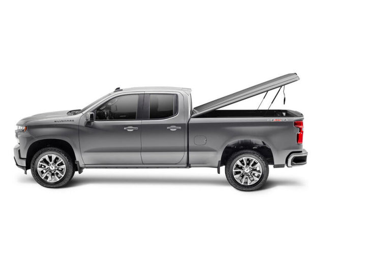UnderCover 2019 GMC Sierra 1500 (w/ MultiPro TG) 6.5ft Elite LX Bed Cover - Gasoline
