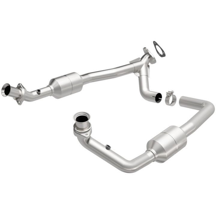 MagnaFlow Direct Fit Catalytic Converter 00-03 Ford E150 5.4L