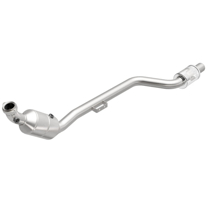 MagnaFlow Direct Fit Catalytic Converter 06-07 Mercedes C230 2.5L Passenger Side