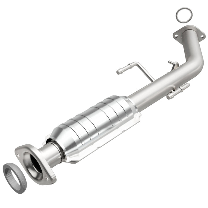 MagnaFlow Direct Fit Catalytic Converter 01-03 Toyota Sienna 3.0L