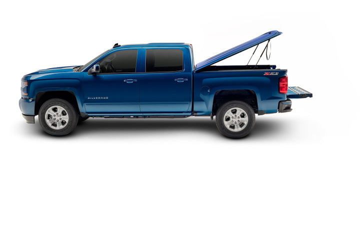 UnderCover 2018 Chevy Silverado 1500 (19 Legacy) 5.8ft Lux Bed Cover - Havana