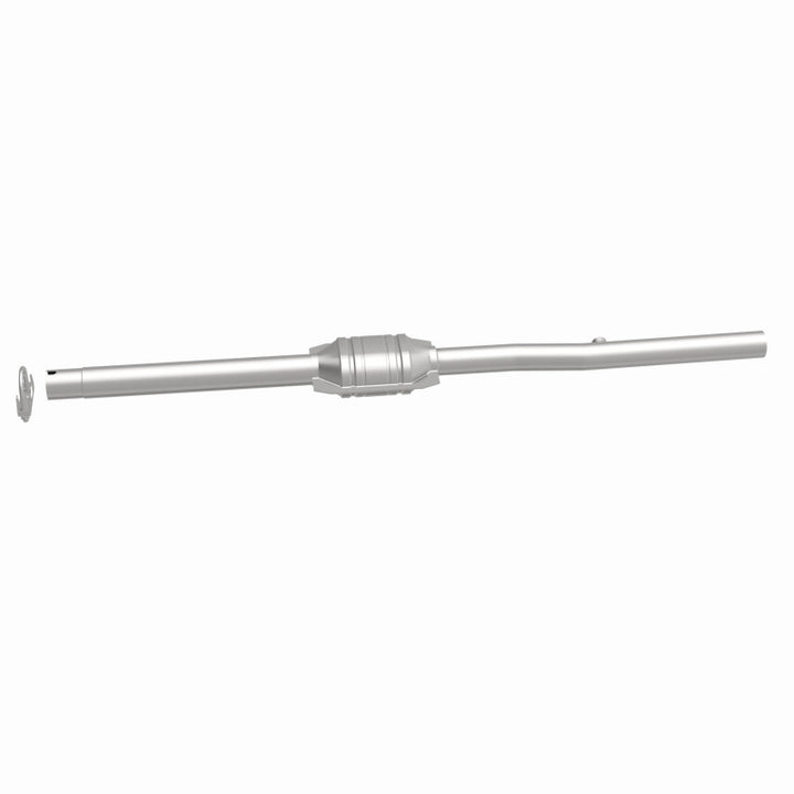 MagnaFlow Direct Fit Catalytic Converter 97-99 Dodge Dakota 2.5L