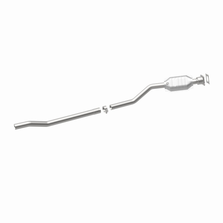 MagnaFlow Direct Fit Catalytic Converter 01-03 Caravan/Voyager 3.3L