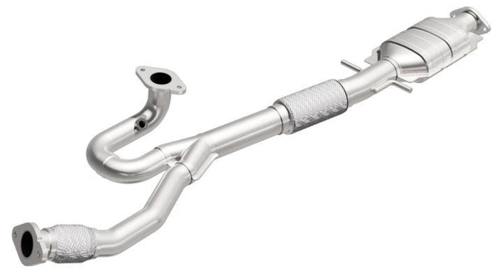 MagnaFlow Direct Fit Catalytic Converter 10-14 LaCrosse 3.0/3.6L