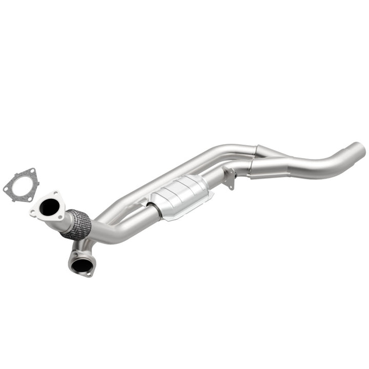 MagnaFlow Direct Fit Catalytic Converter 96-97 Camaro 5.7L P/S