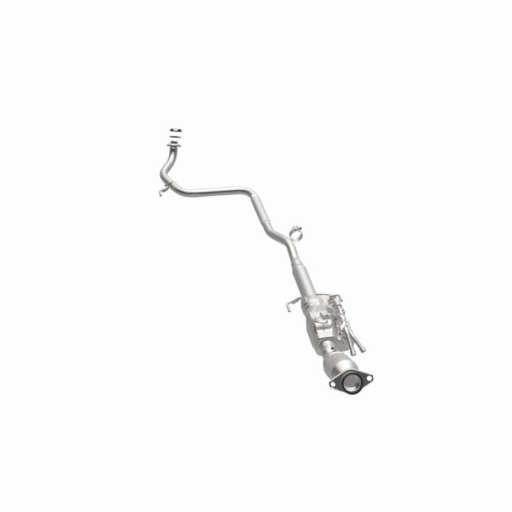MagnaFlow Direct Fit Catalytic Converter 12-13 Toyota Prius C Base Underbody 1.5L