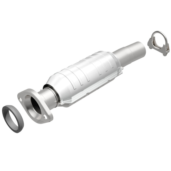 MagnaFlow Direct Fit Catalytic Converter 04 Toyota Sienna 3.3L