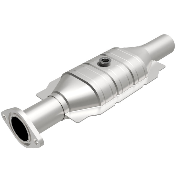 MagnaFlow Direct Fit Catalytic Converter 10-12 Ford Fusion 2.5L