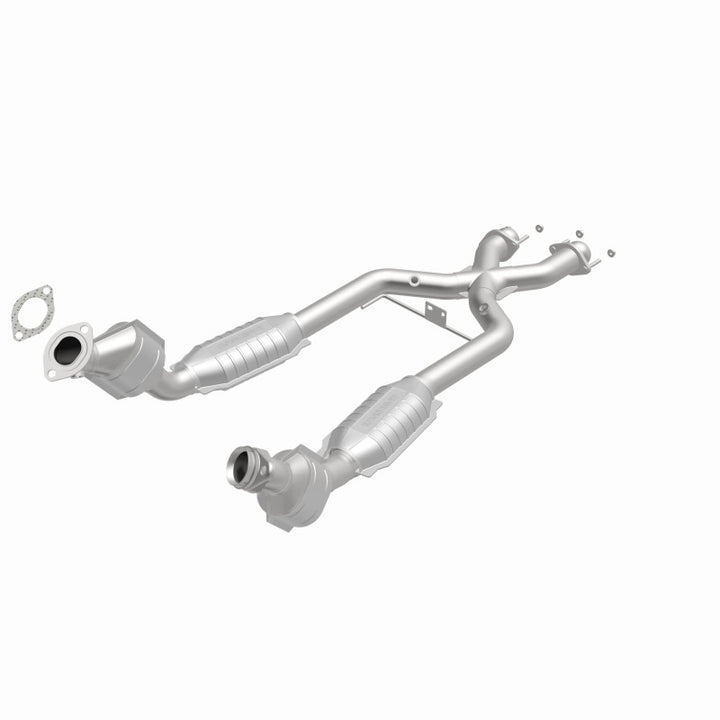 MagnaFlow Direct Fit Catalytic Converter 96-98 Ford Mustang 4.6L