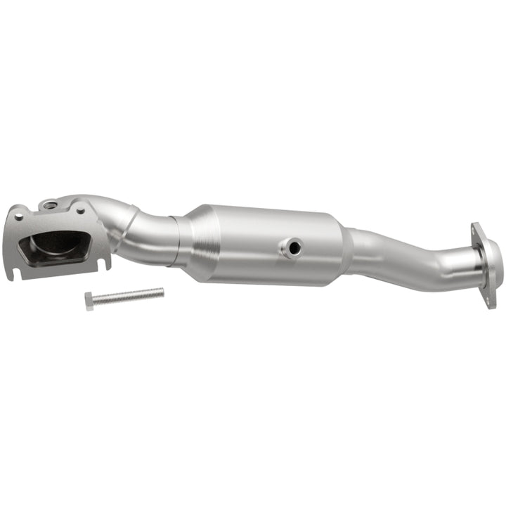 MagnaFlow Direct Fit Catalytic Converter 15-19 Ram 1500 3.6L OEM Grade Fed/EPA Compliant Manifold