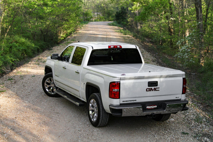 UnderCover 14-18 GMC Sierra 1500 (19 Limited) / 15-19 2500/3500 HD 6.5ft Lux Bed Cover - Glory Red