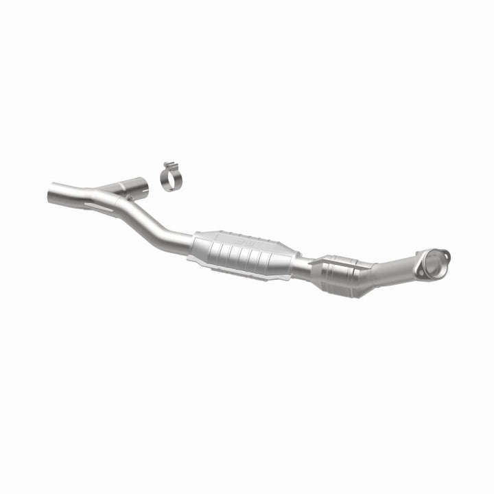 MagnaFlow Direct Fit Catalytic Converter 98 Ford Expedition 5.4L