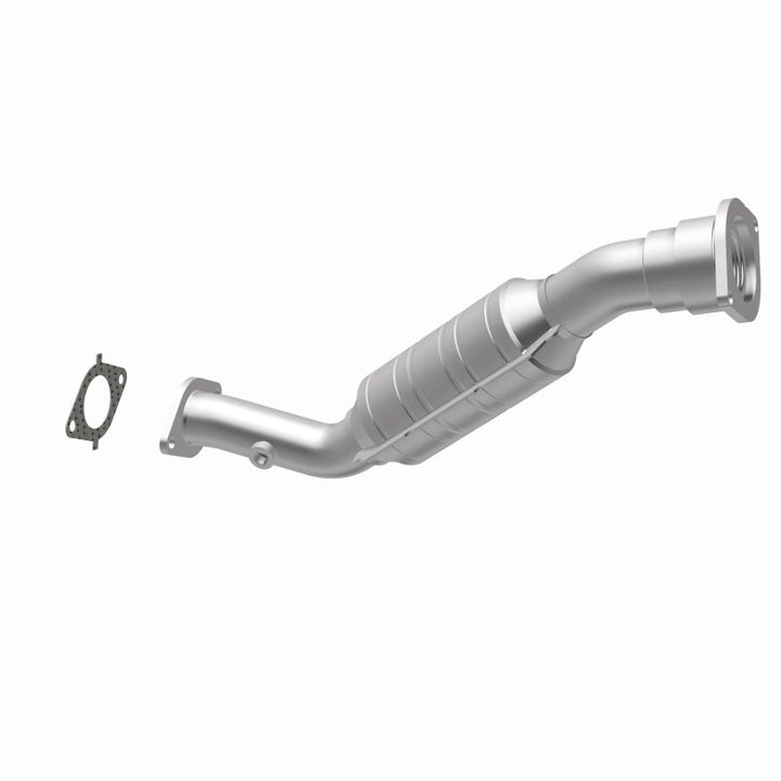 MagnaFlow Direct Fit Catalytic Converter 07-08 Buick Lucerne 3.8L