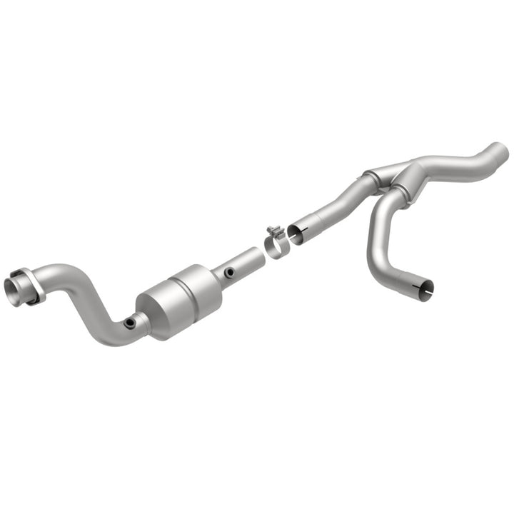 MagnaFlow Direct Fit Catalytic Converter 04-06 Dodge Durango 5.7L Passenger Side