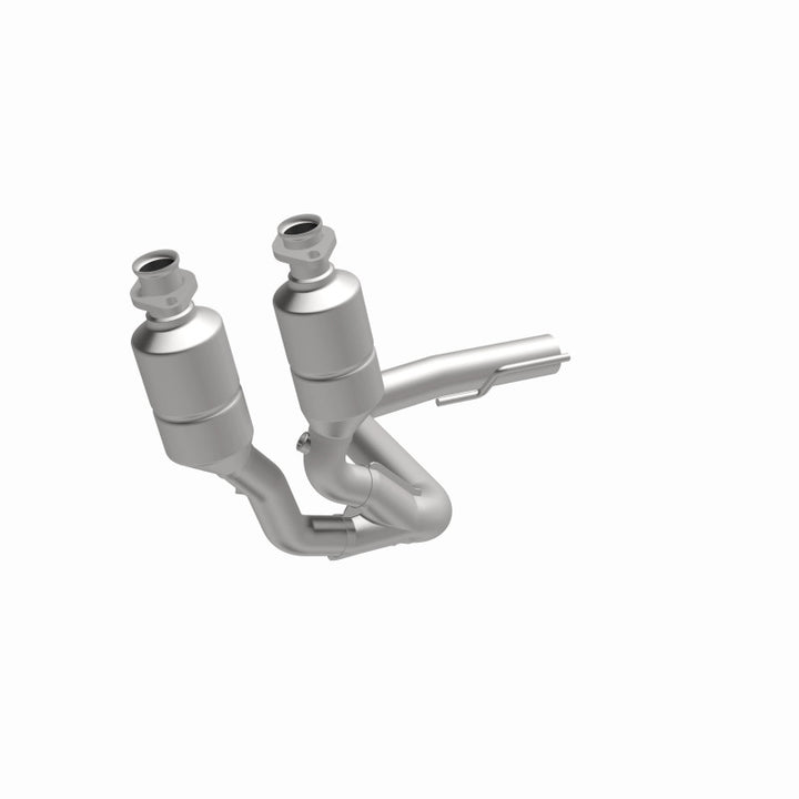 MagnaFlow Direct Fit Catalytic Converter 99-00 Grand Cherokee 4.0L