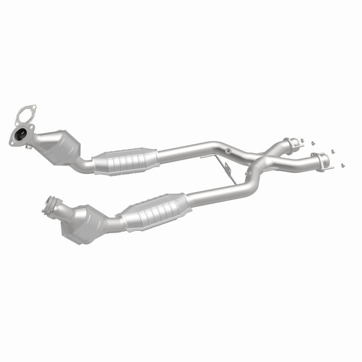 MagnaFlow Direct Fit Catalytic Converter 96-98 Ford Mustang 4.6L