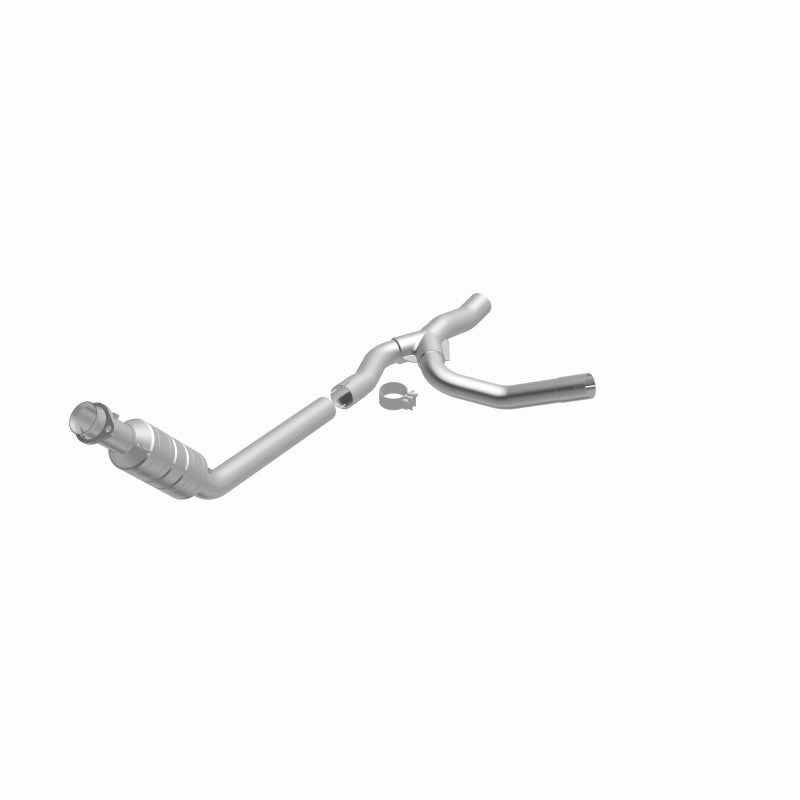 MagnaFlow Direct Fit Catalytic Converter 04-05 Dodge RAM 1500 Pickup 3.7L (Inc 4WD 4.7L) P/S