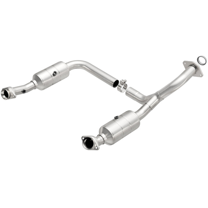MagnaFlow DF Cat Conv 06-09 Ford Explorer/06-10 Mercury Mountaineer 4.6L Y-Pipe Assembly (49 State)